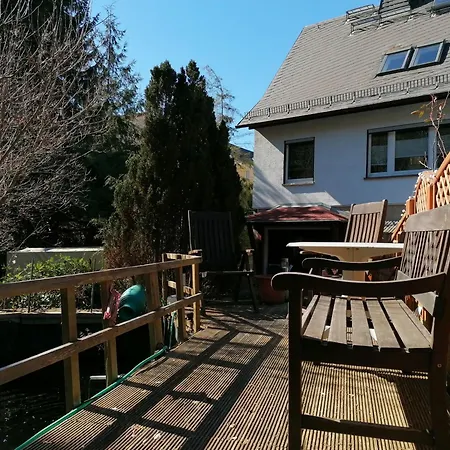 Monteurwohnung Im Haus Am Waldrand
